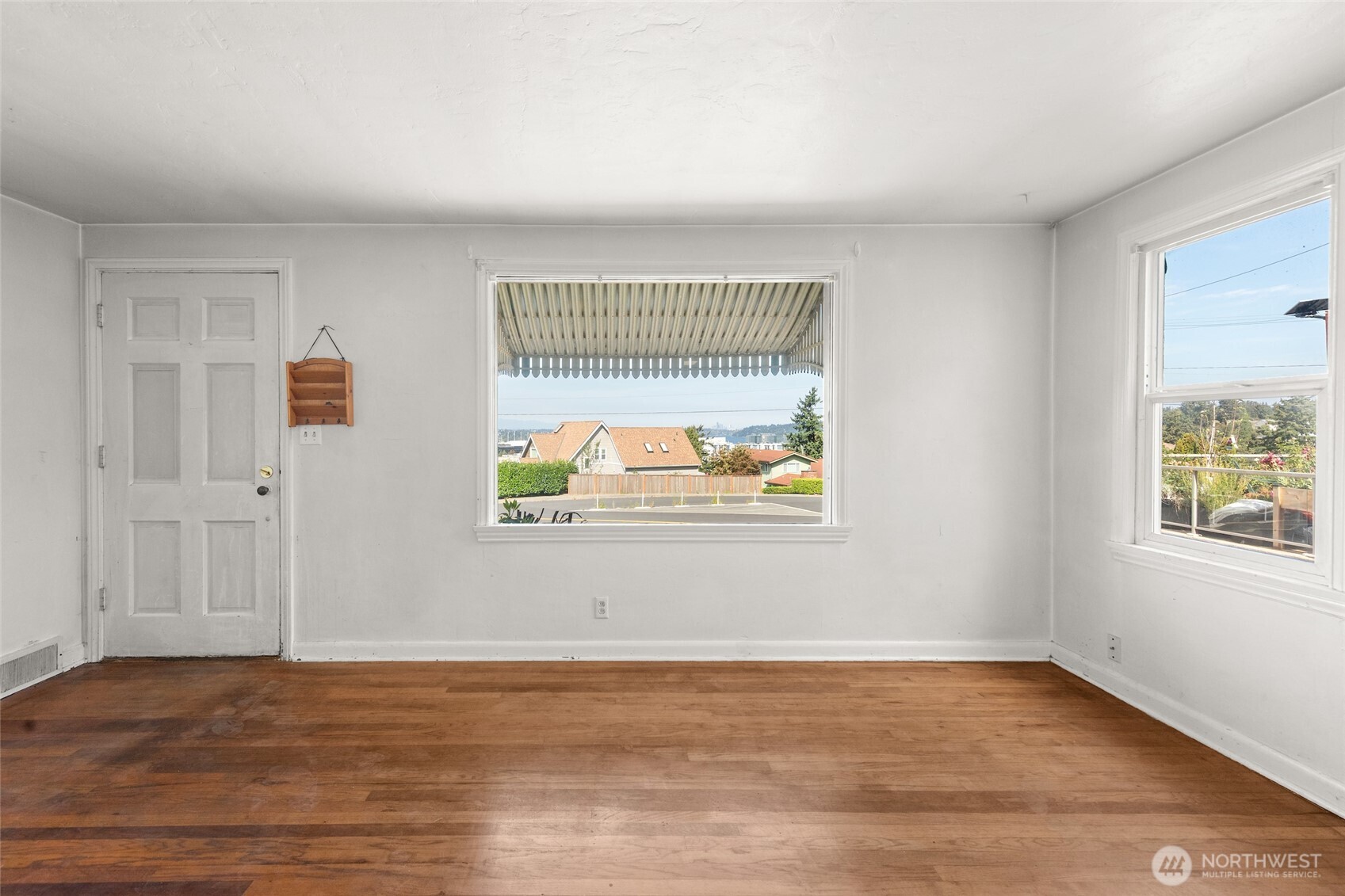 406 Windsor Way Property Photo 12