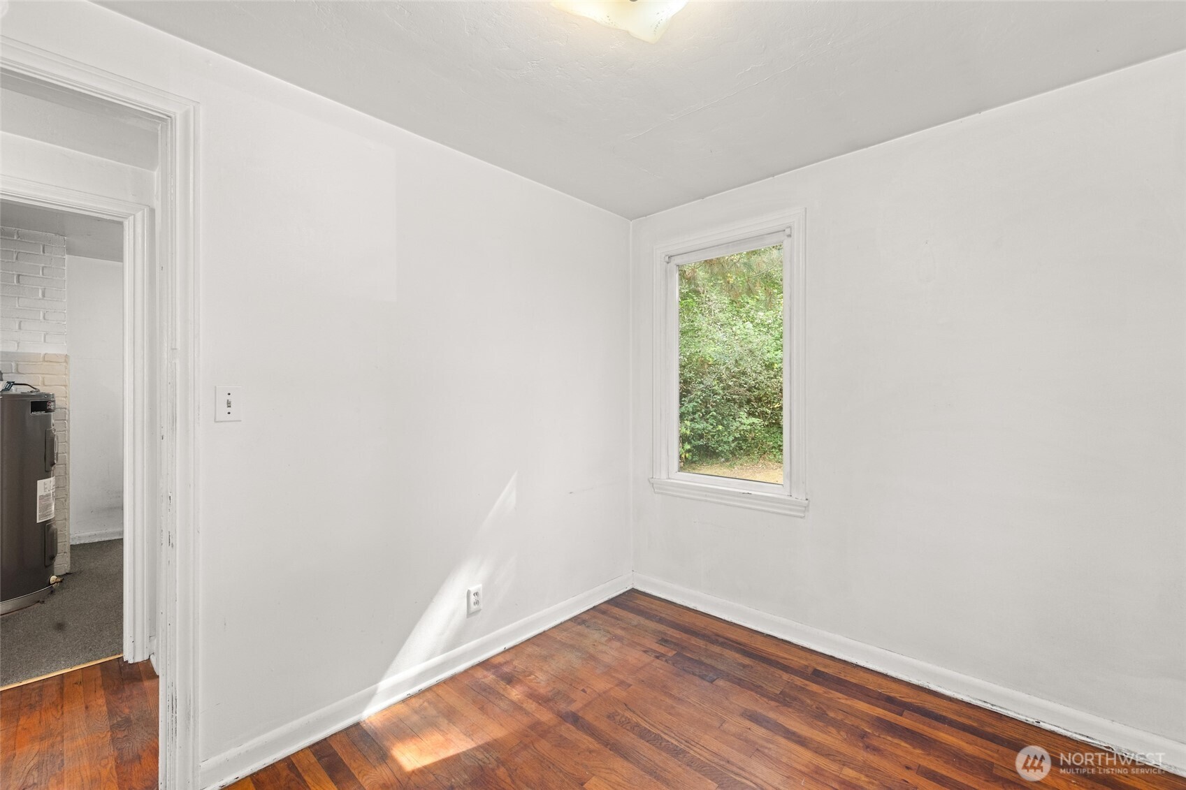 406 Windsor Way Property Photo 25