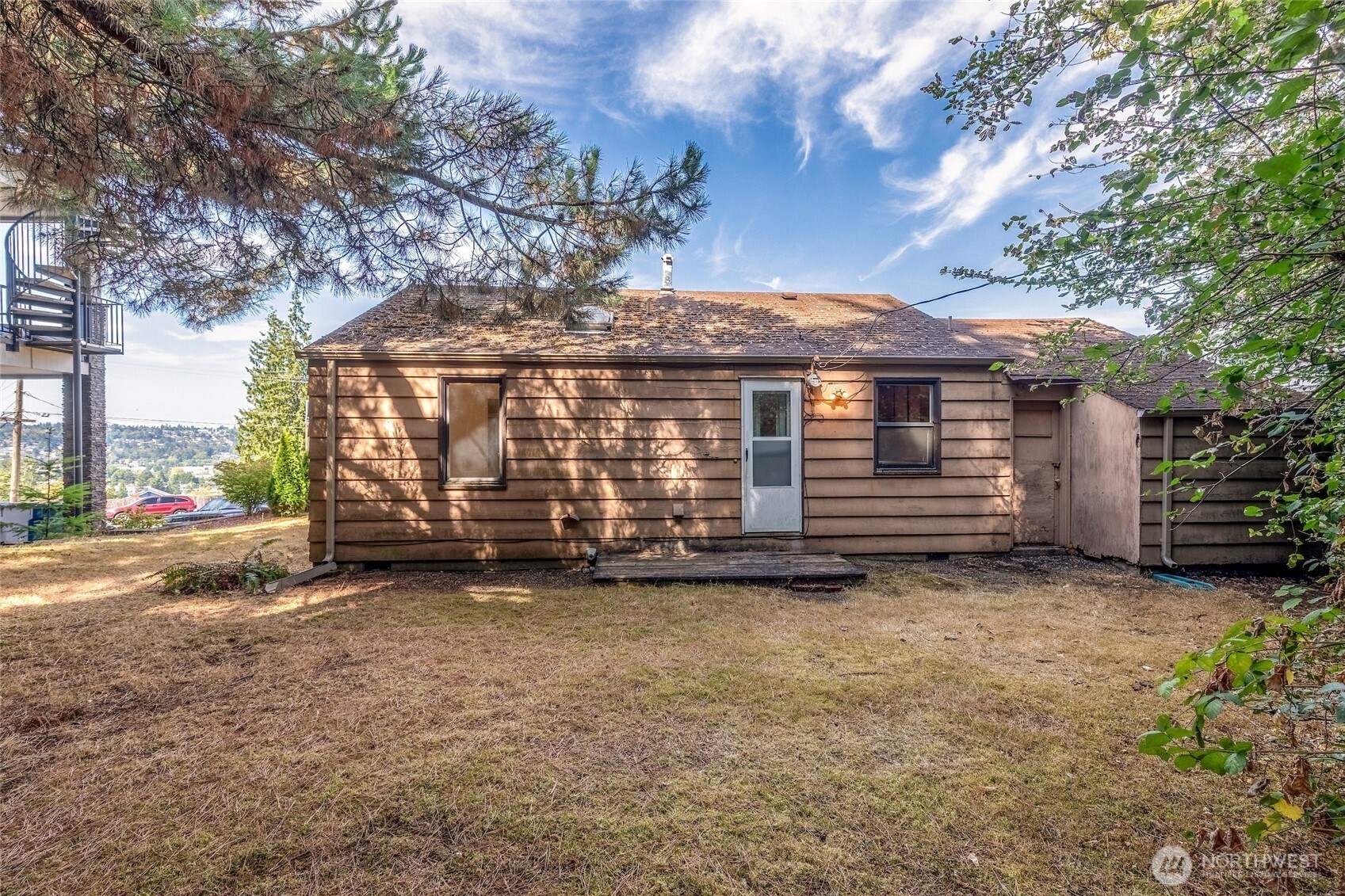 406 Windsor Way Property Photo 33