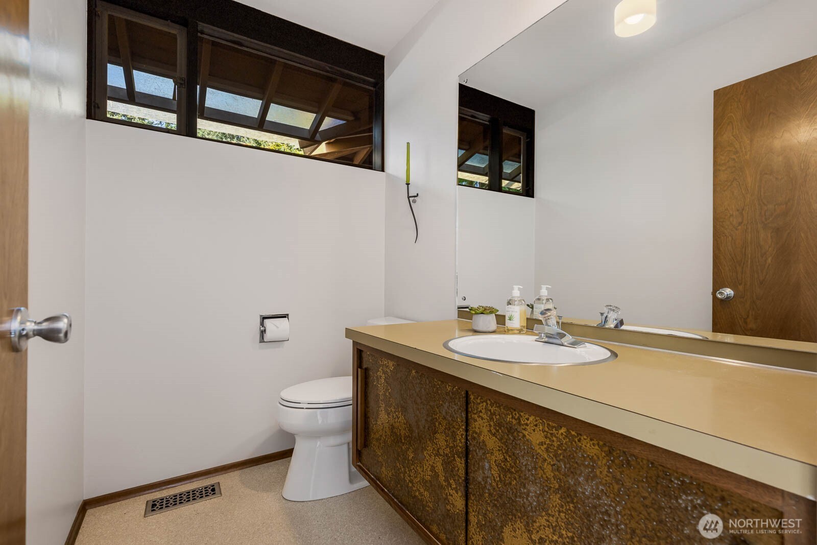 7443 Ne 123rd Place Property Photo 16