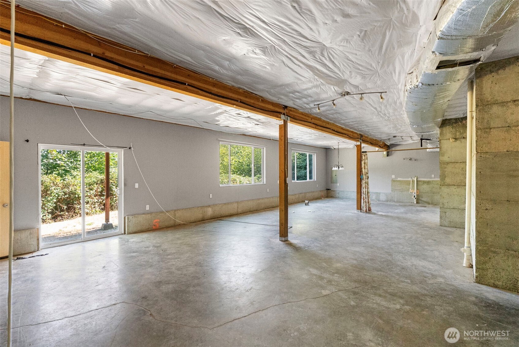 4959 Long Lake Road Property Photo 30