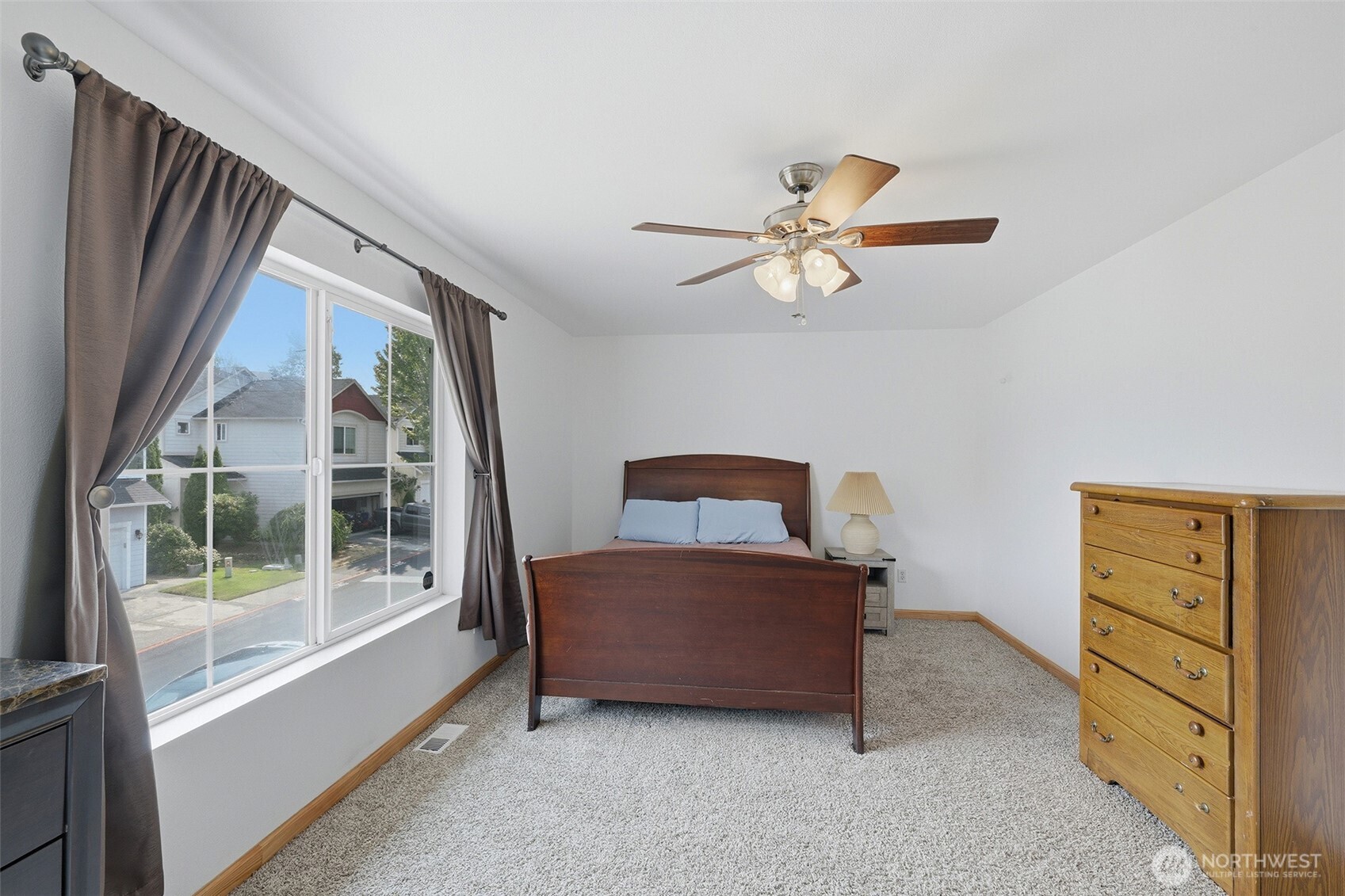 18512 98th Avenue Property Photo 9