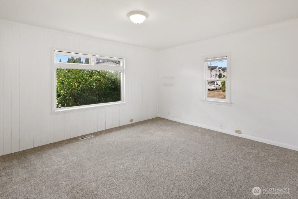 1911 17th Street Property Photo 7