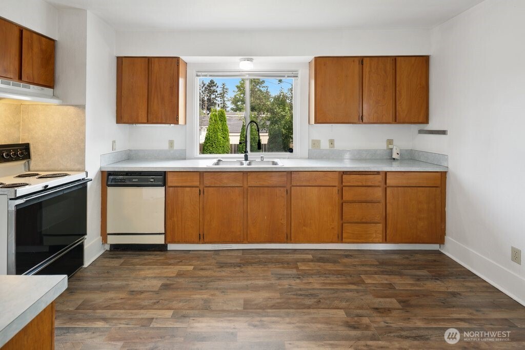 1911 17th Street Property Photo 13