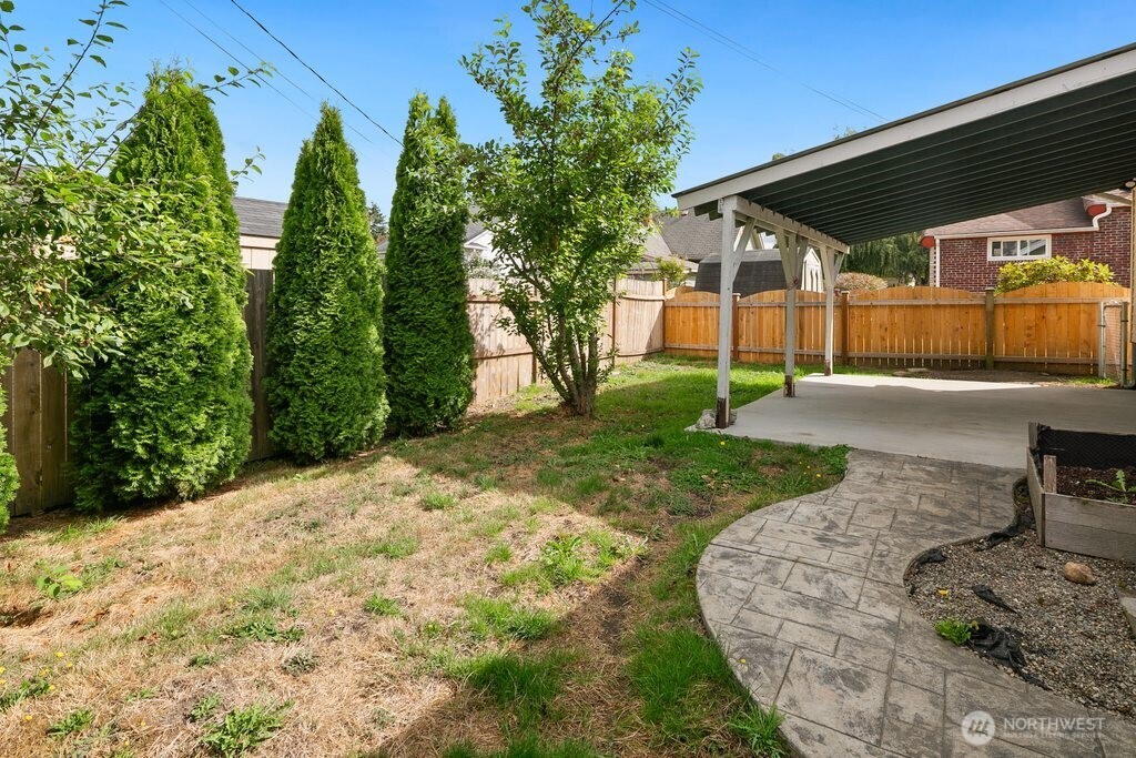 1911 17th Street Property Photo 29
