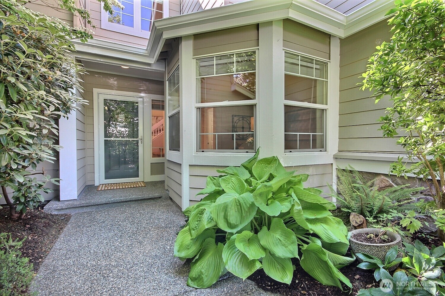 575 Elma Avenue Property Photo 3