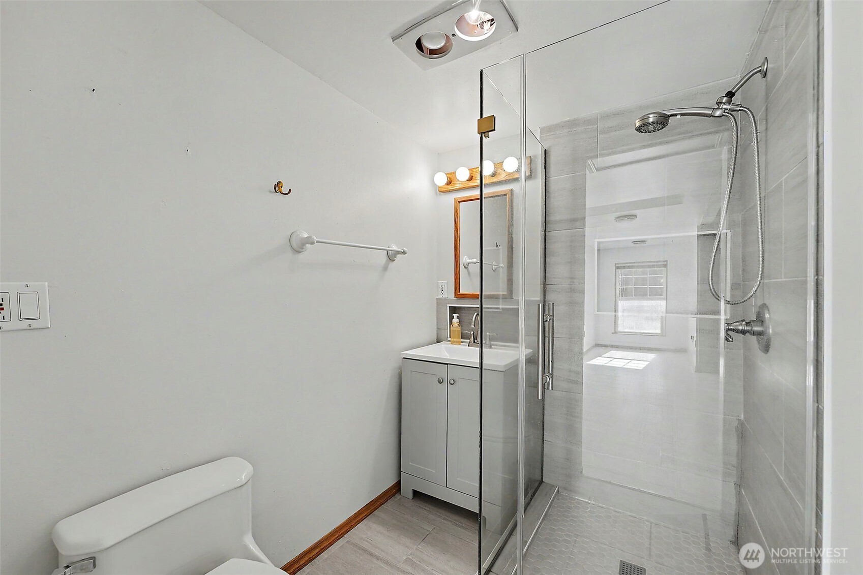 312 Taylor Street Property Photo 9