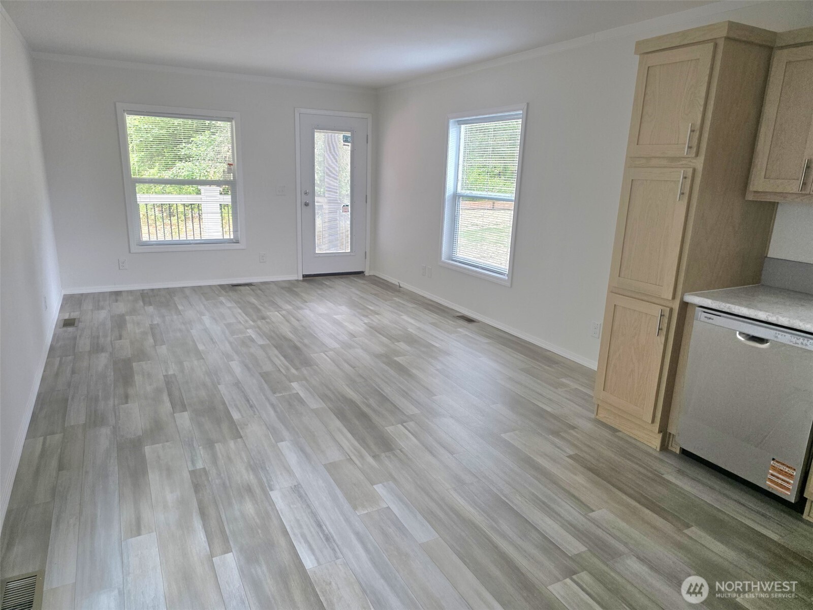 17114 153rd Avenue 19 Property Photo 4
