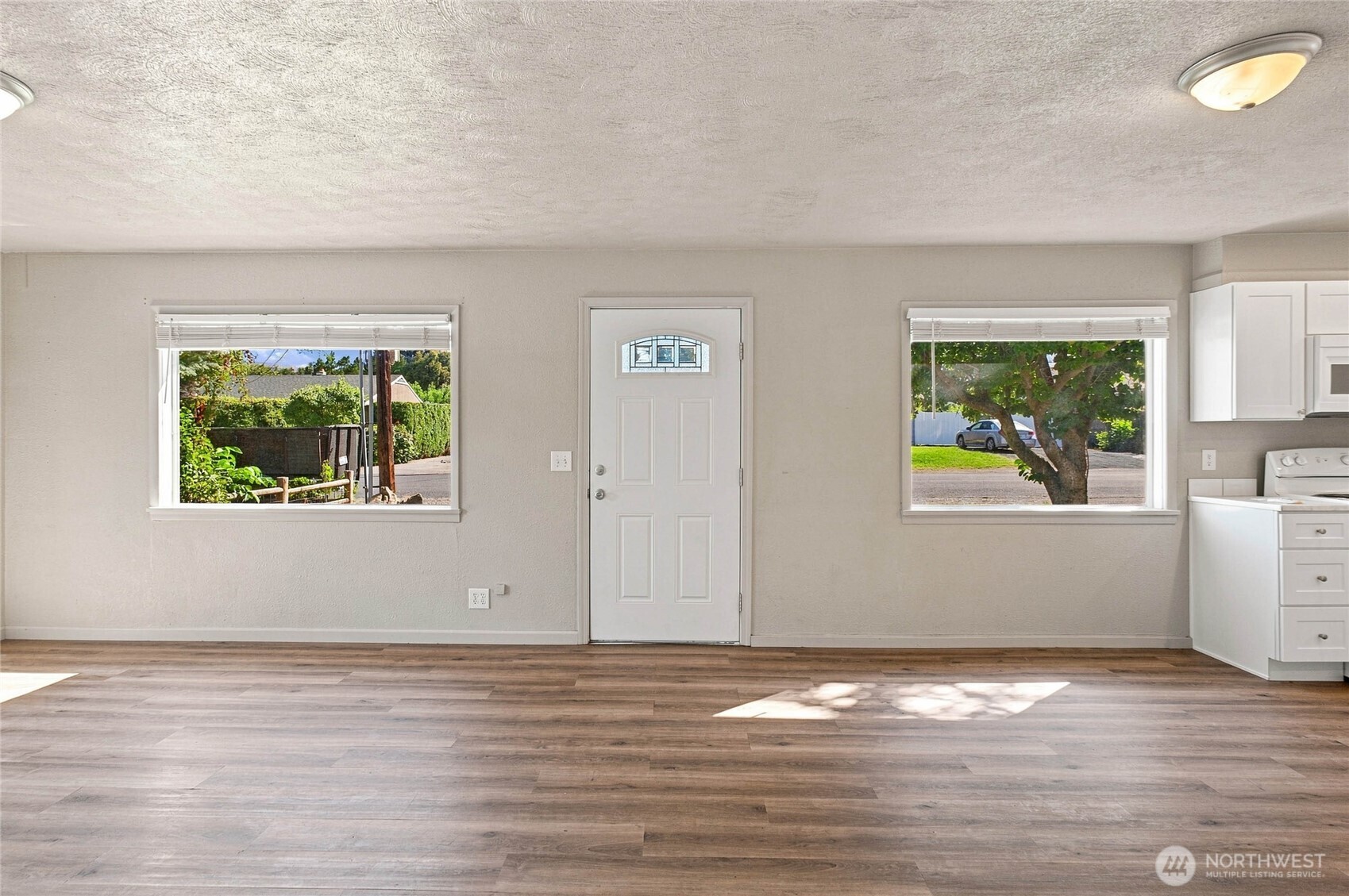 64 N James Avenue Property Photo 3
