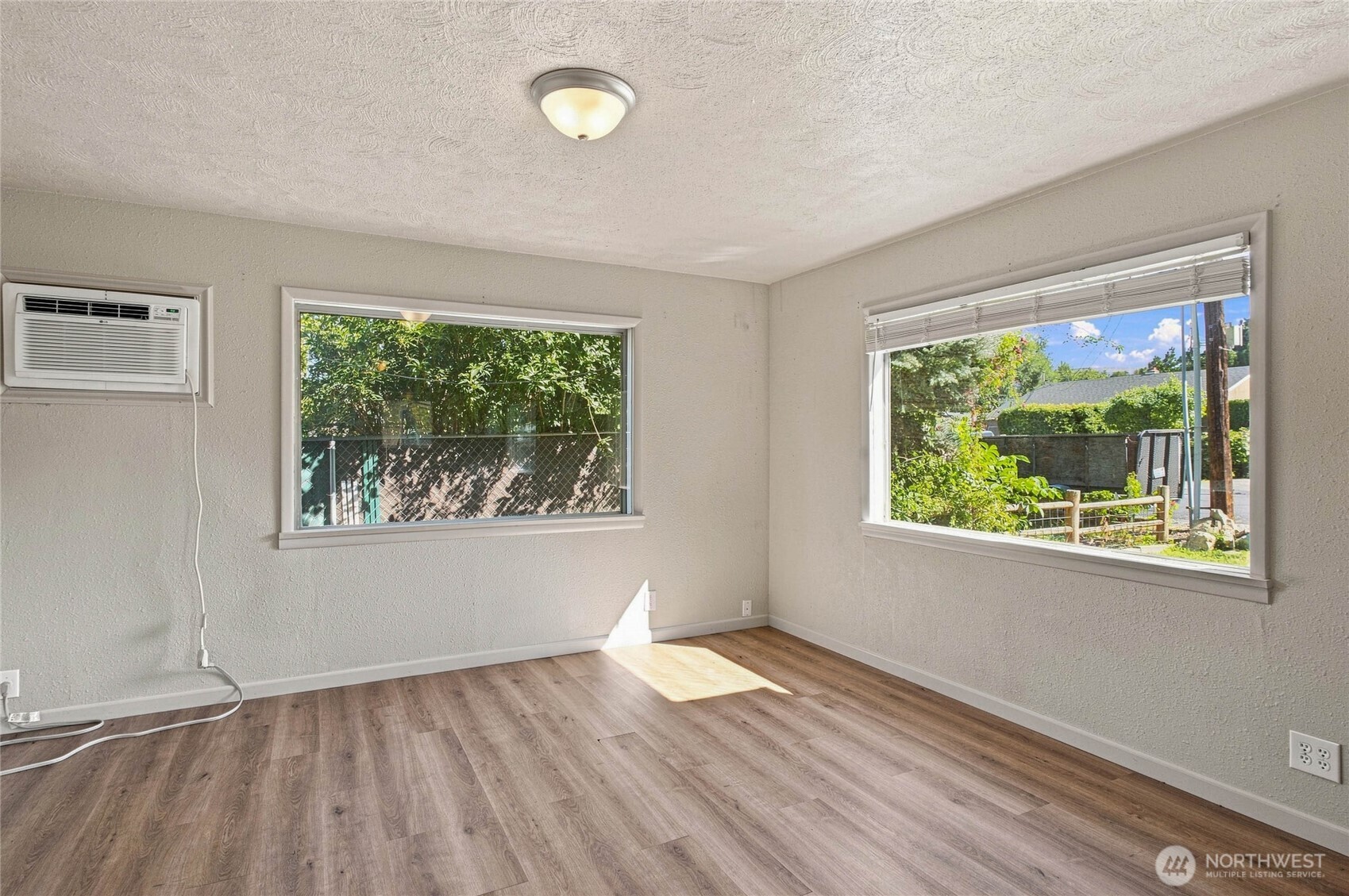 64 N James Avenue Property Photo 5