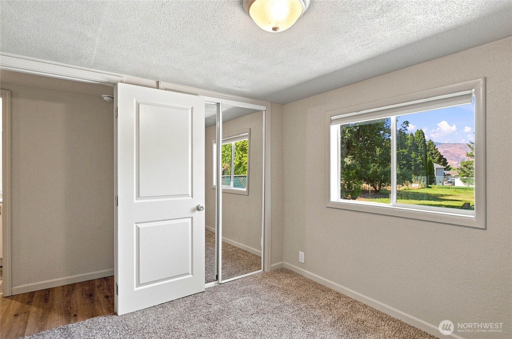 64 N James Avenue Property Photo 19