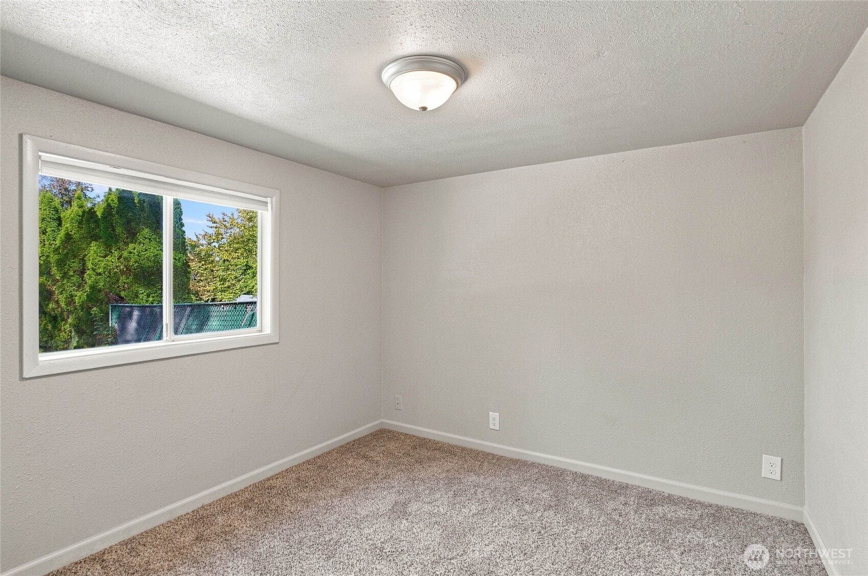 64 N James Avenue Property Photo 20