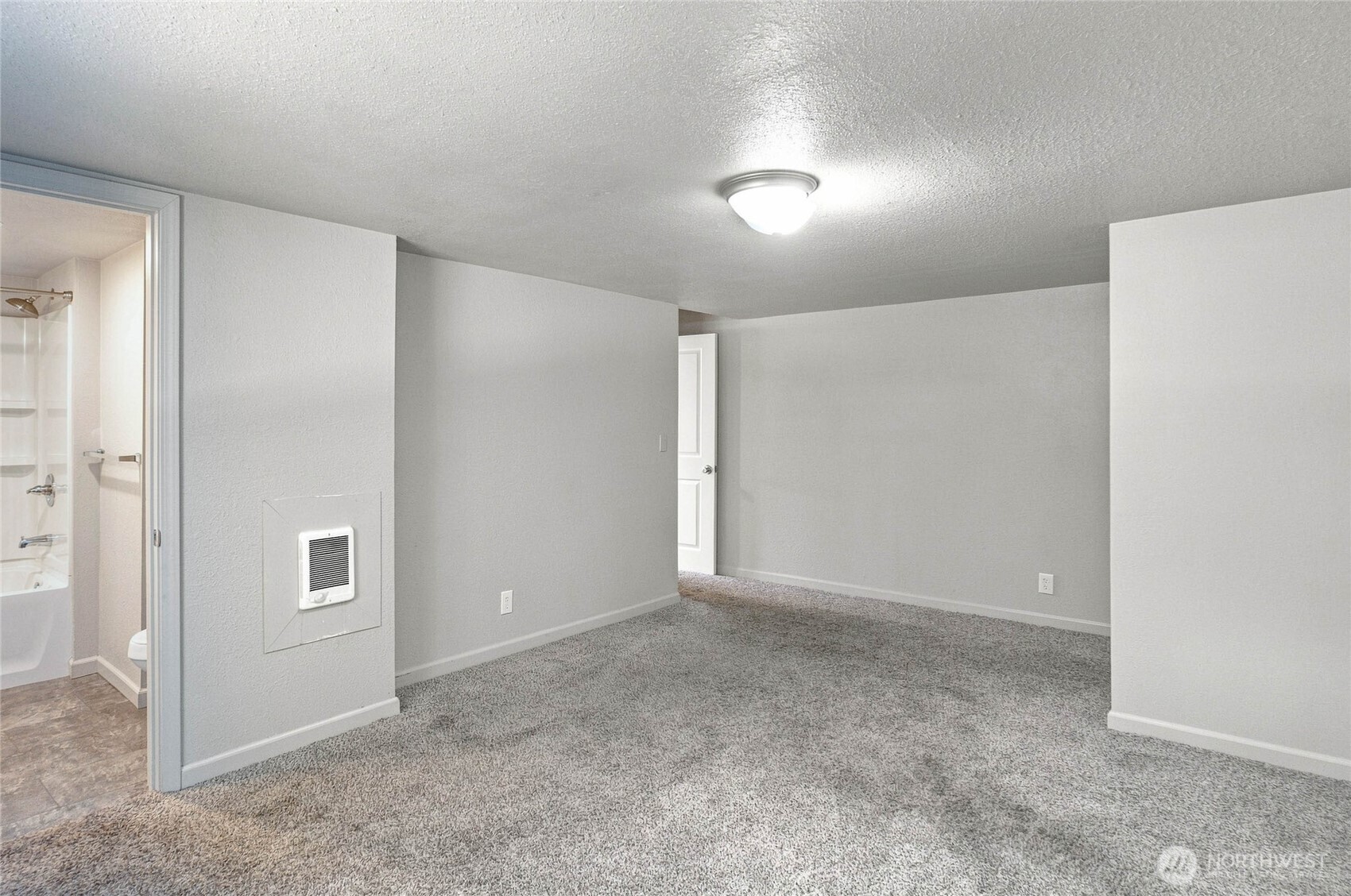 64 N James Avenue Property Photo 21