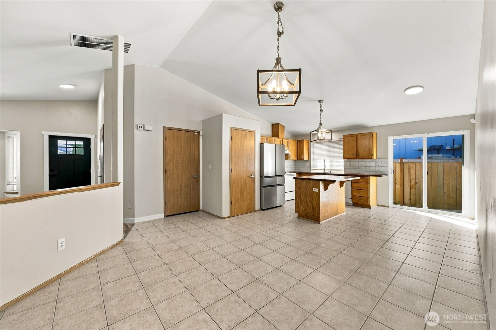 22422 45th Avenue Property Photo 6