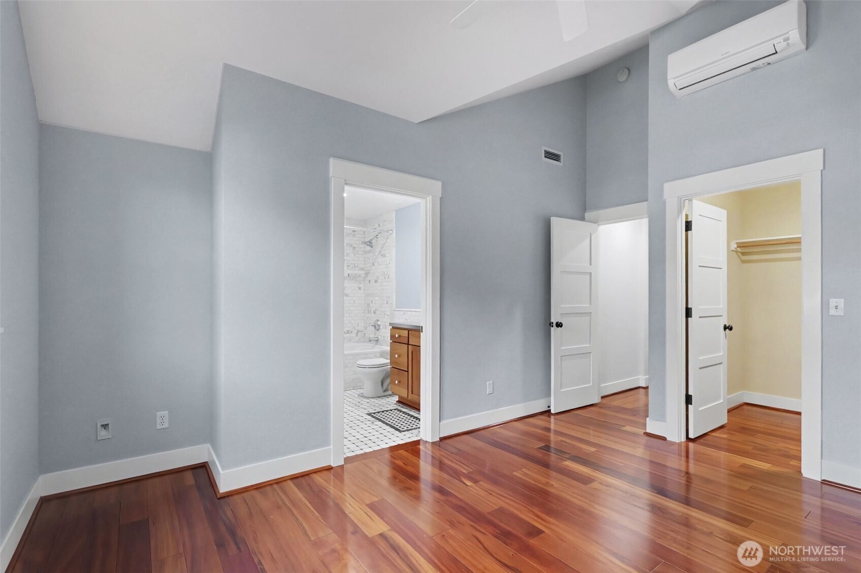 8014 Ashworth Avenue Property Photo 11