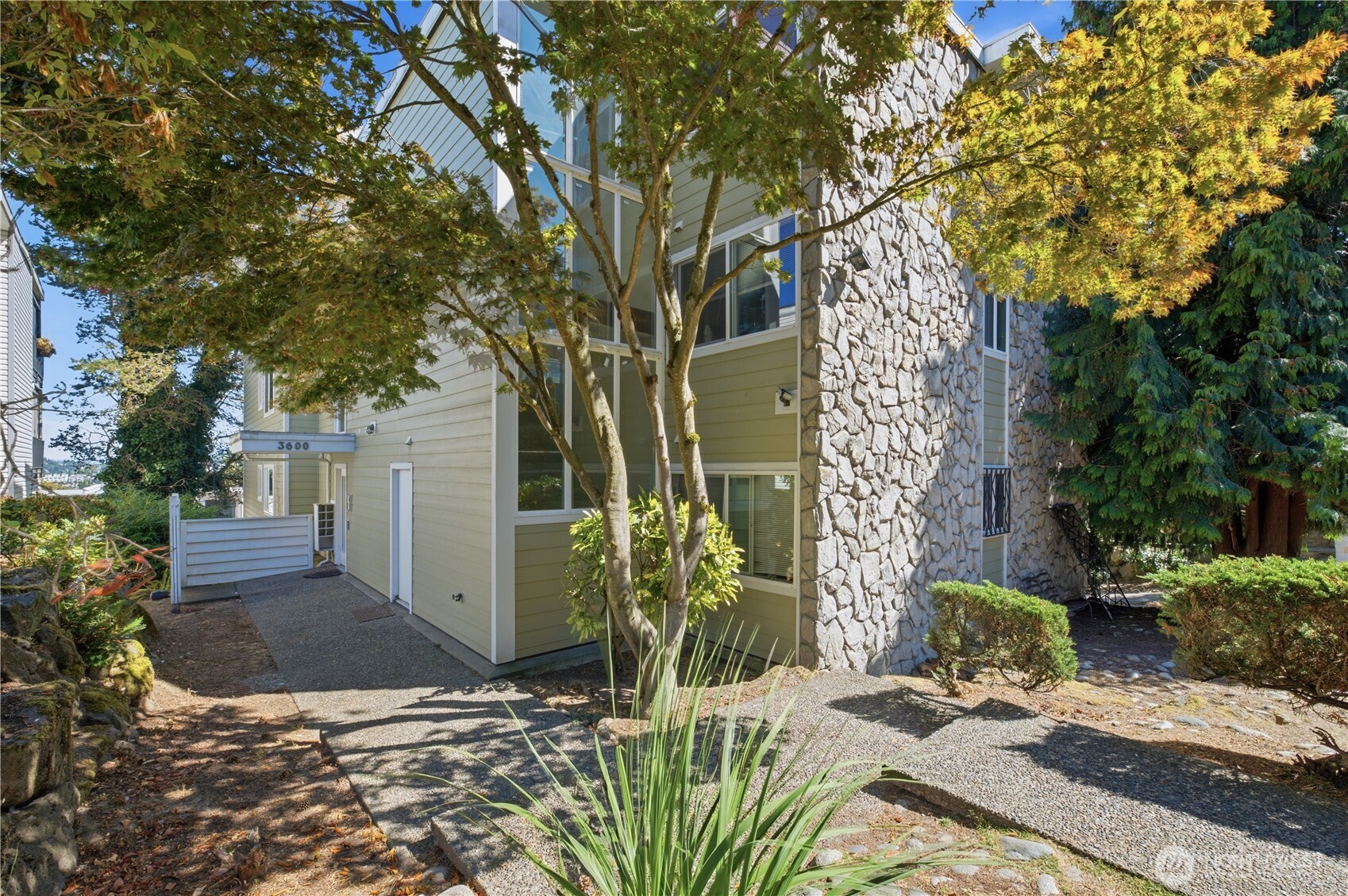 3600 25th Avenue Property Photo 5