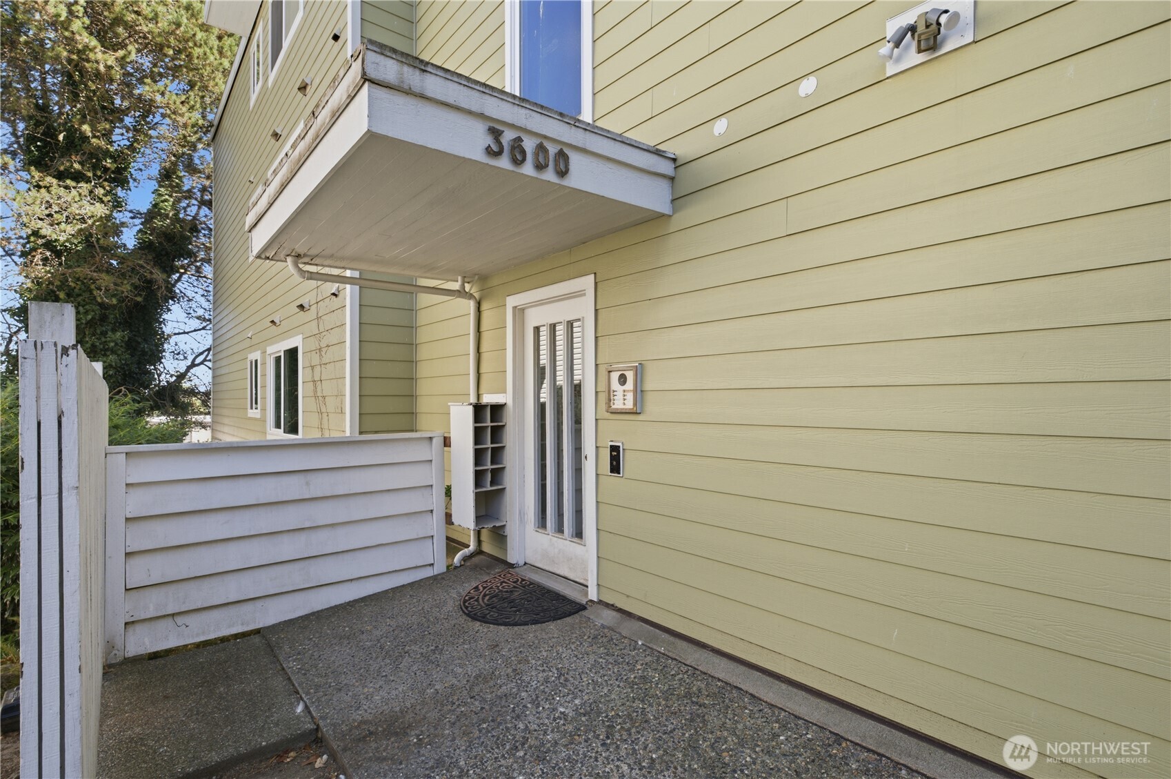 3600 25th Avenue Property Photo 6