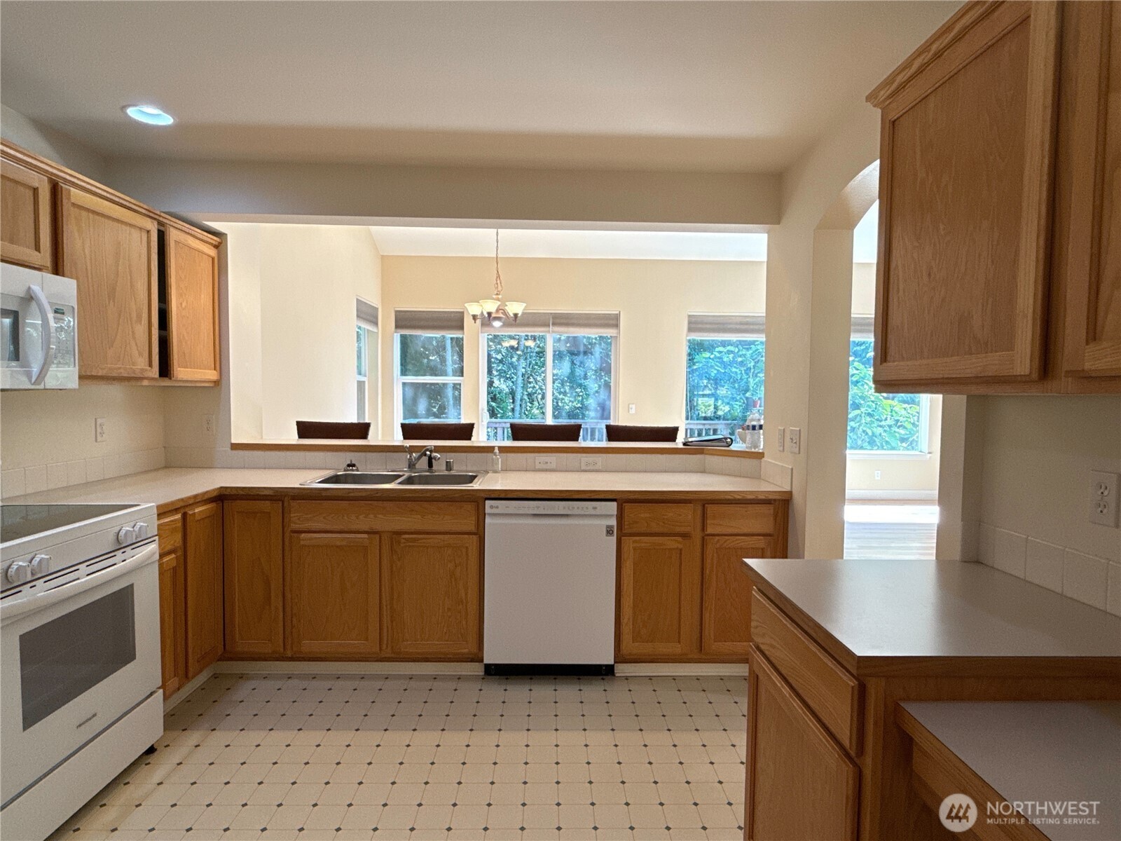15 Leighbrook Lane Property Photo 8