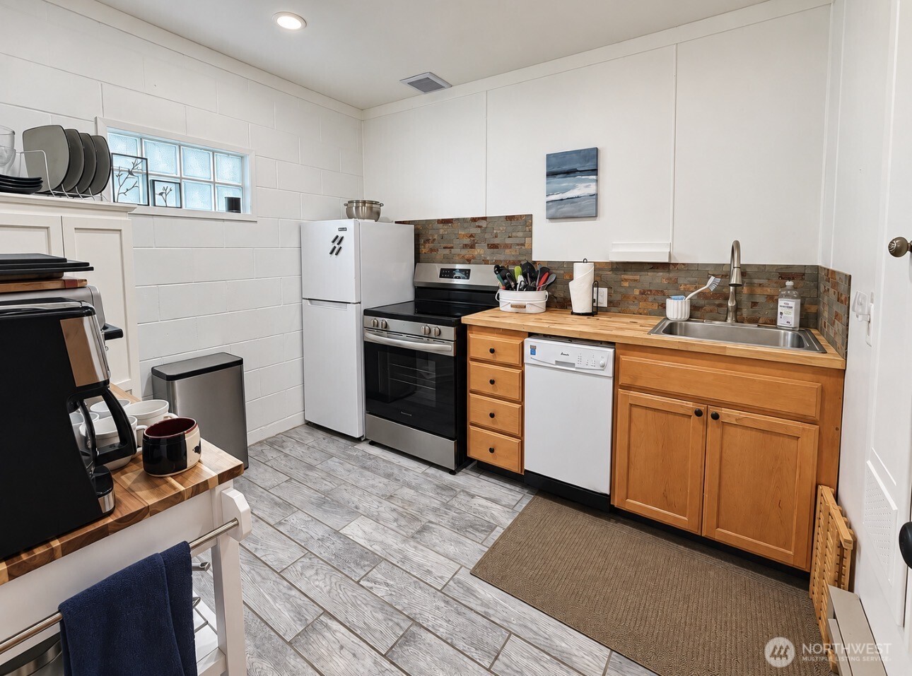 34309 G St Property Photo 12