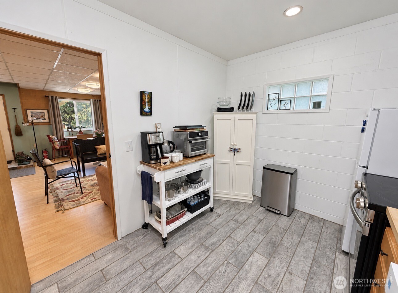 34309 G St Property Photo 13