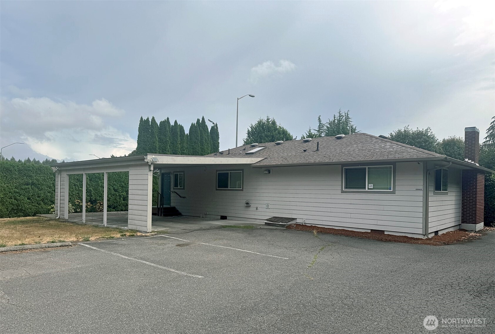 1307 College Street Property Photo 2