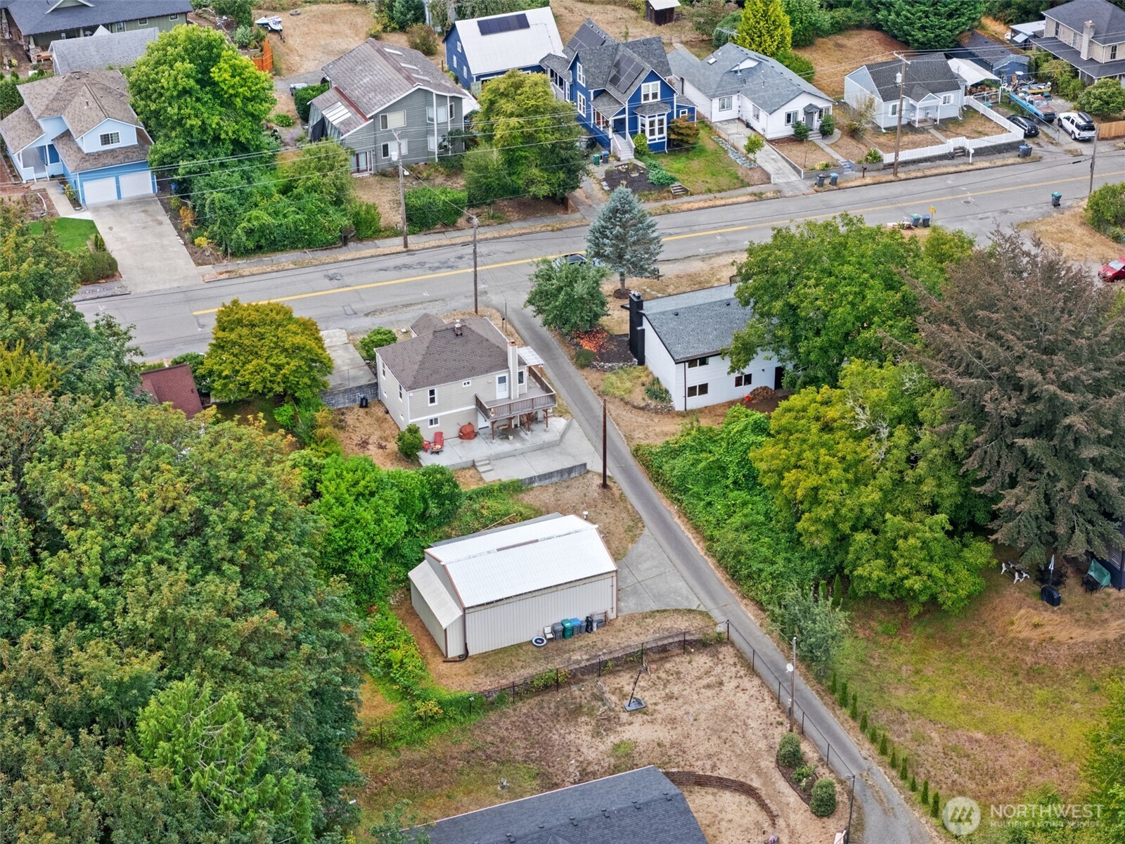 713 Hull Avenue Property Photo 38