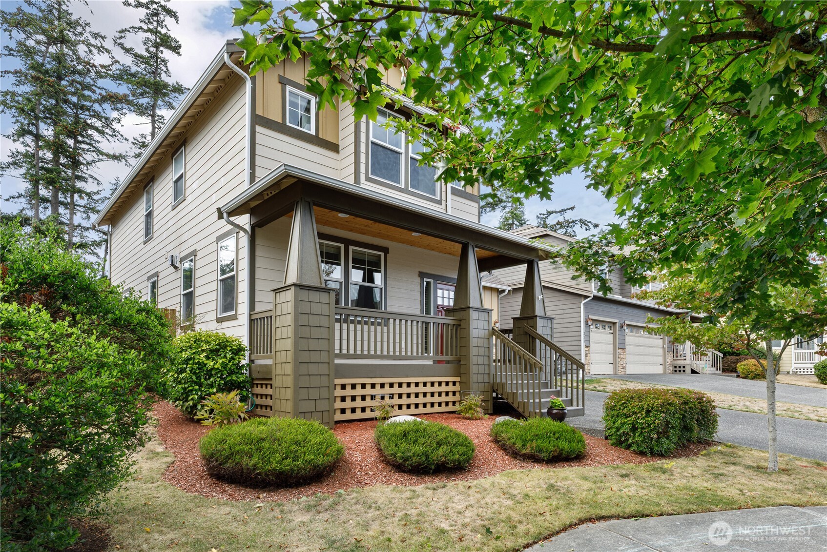 1851 Sw Downfield Way Property Photo 2
