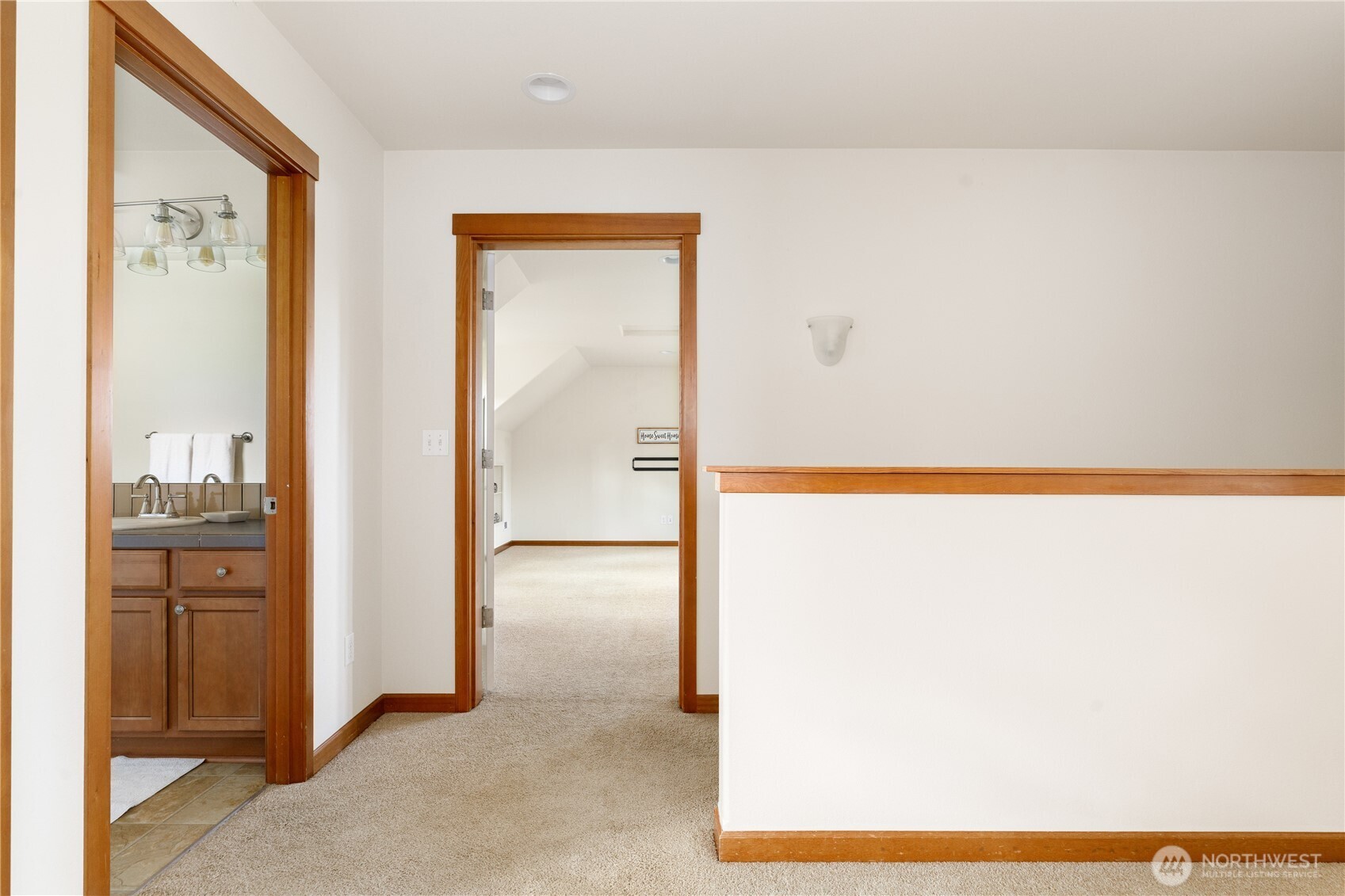 1851 Sw Downfield Way Property Photo 18