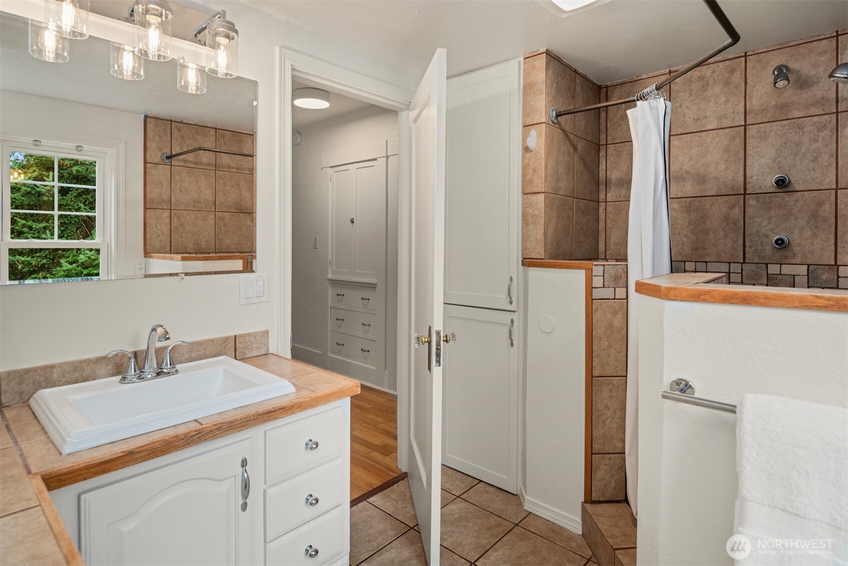 1736 Palm Avenue Property Photo 18