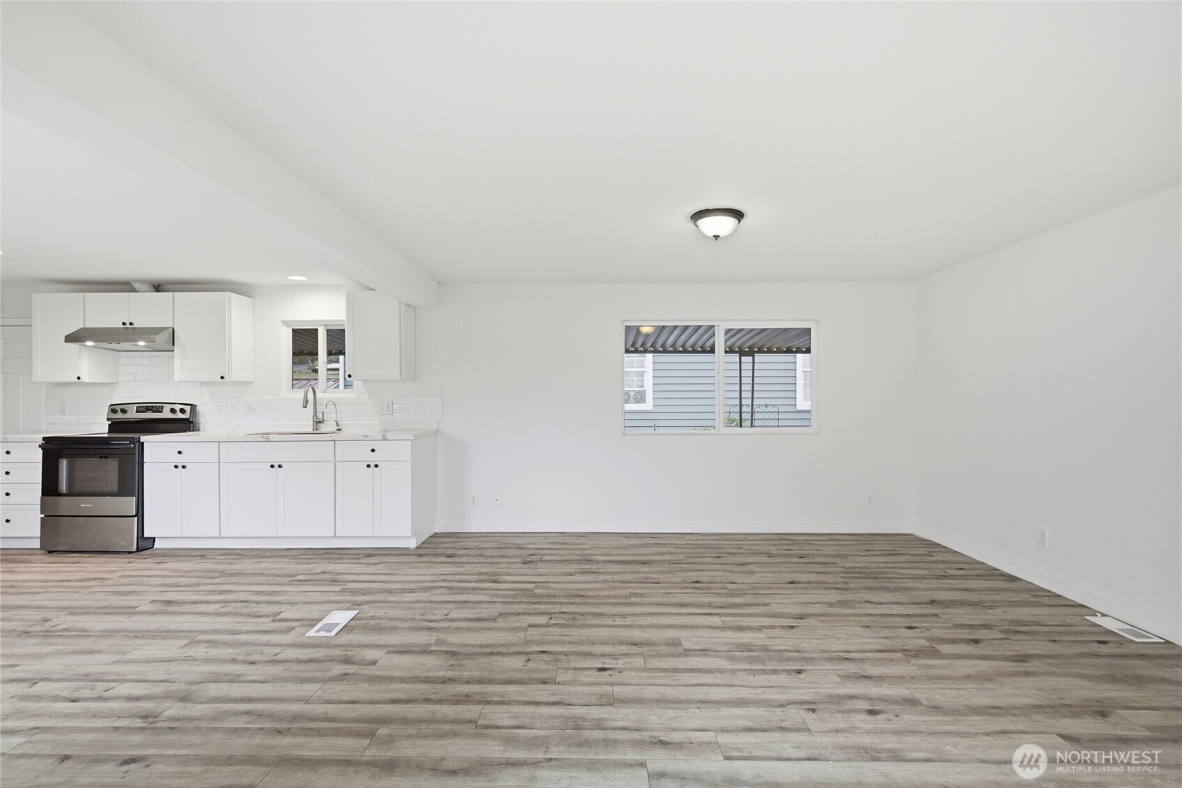 7617 157th Street Ct 76 Property Photo 15