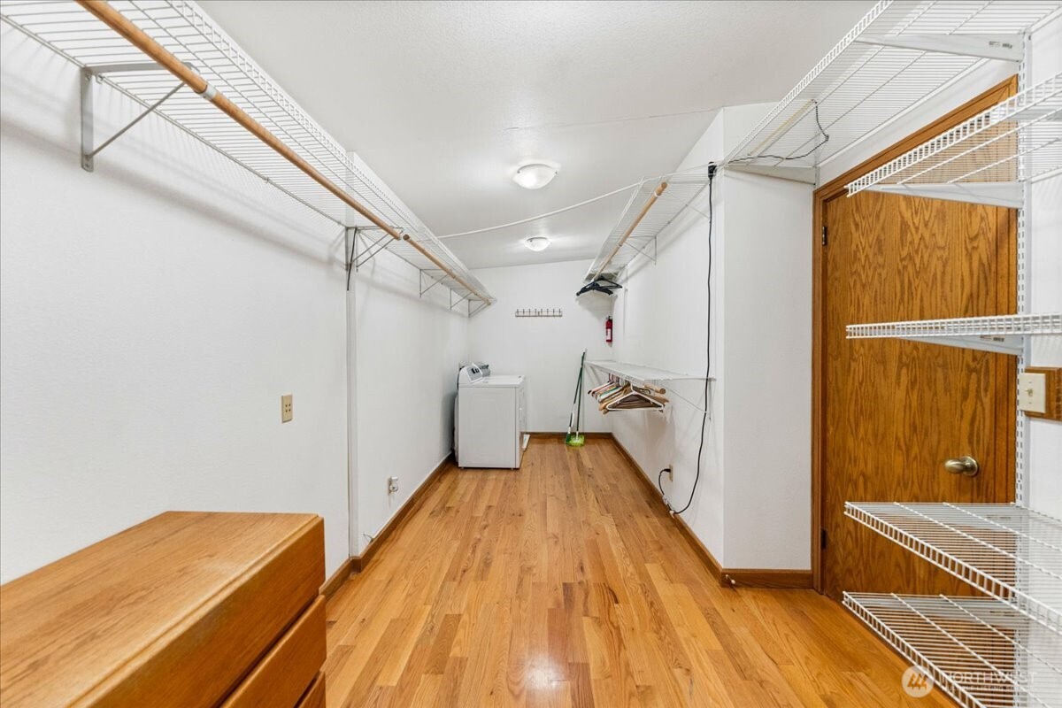 1124 S 274th Place Property Photo 31
