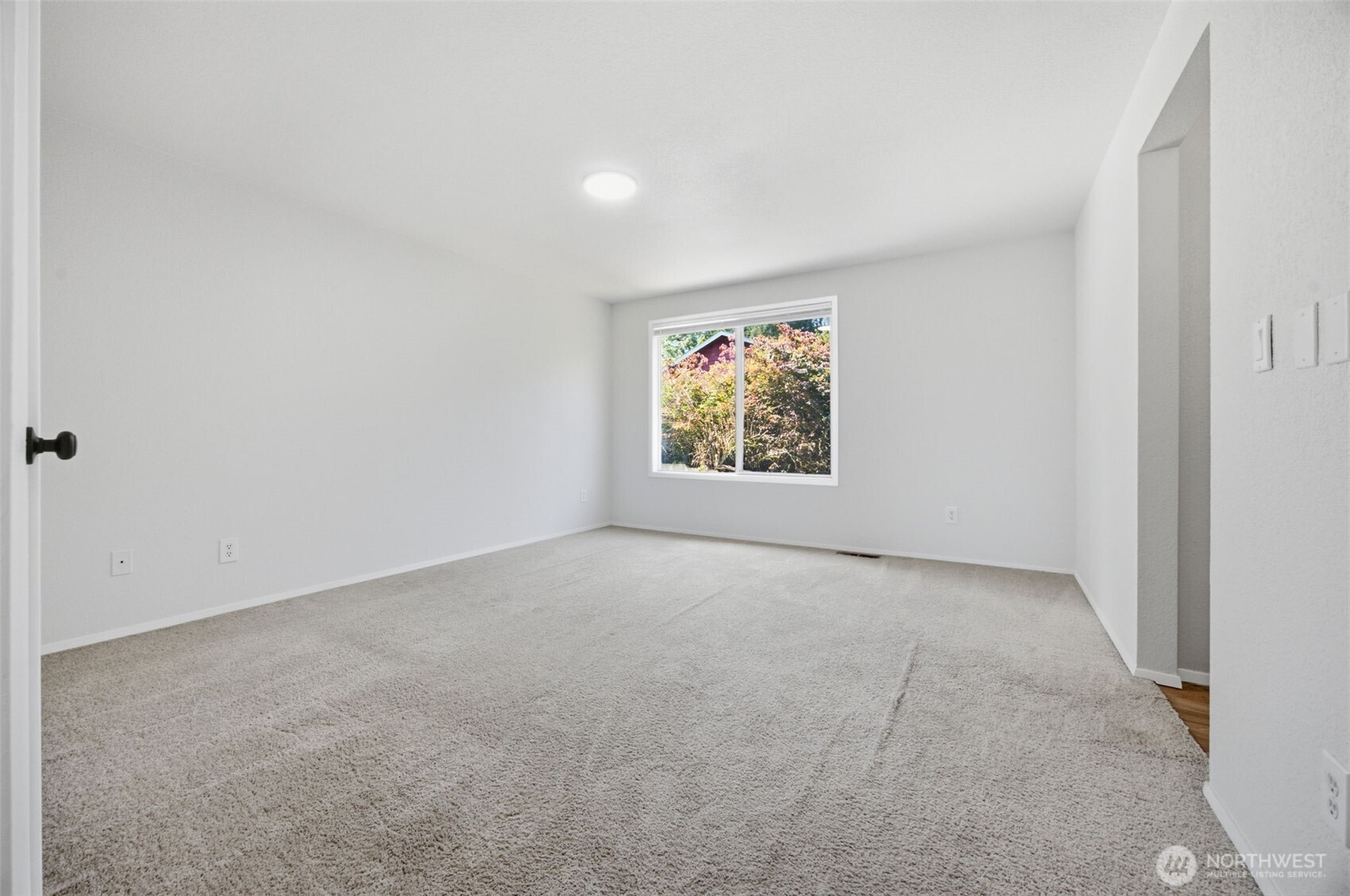 14447 86th Place Property Photo 19