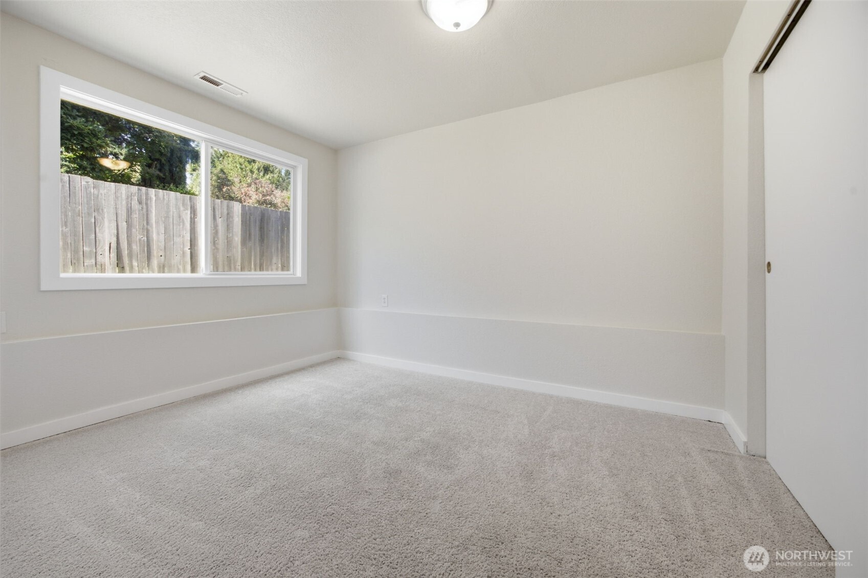 14447 86th Place Property Photo 28