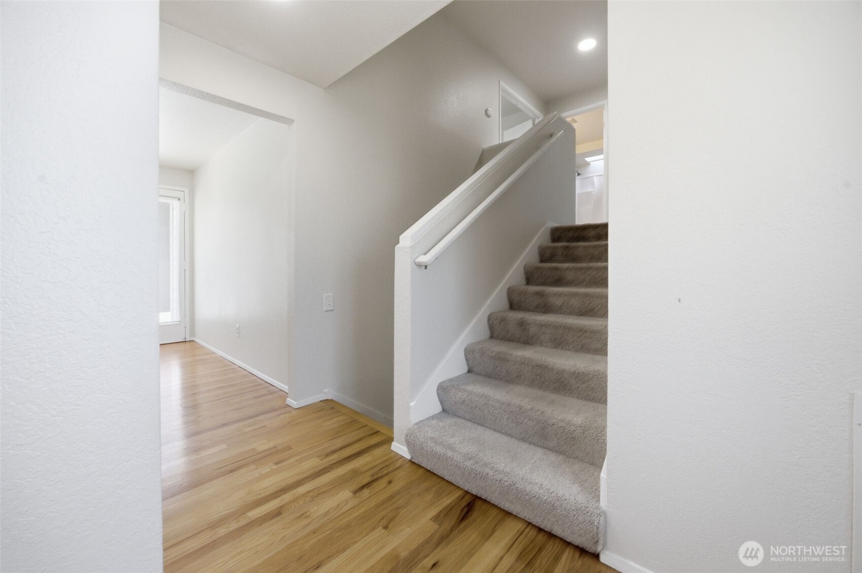 14447 86th Place Property Photo 32