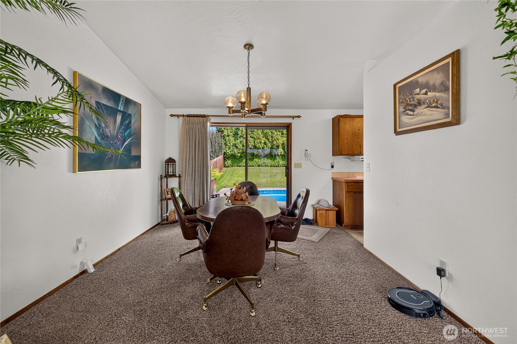 717 12th Street Property Photo 8