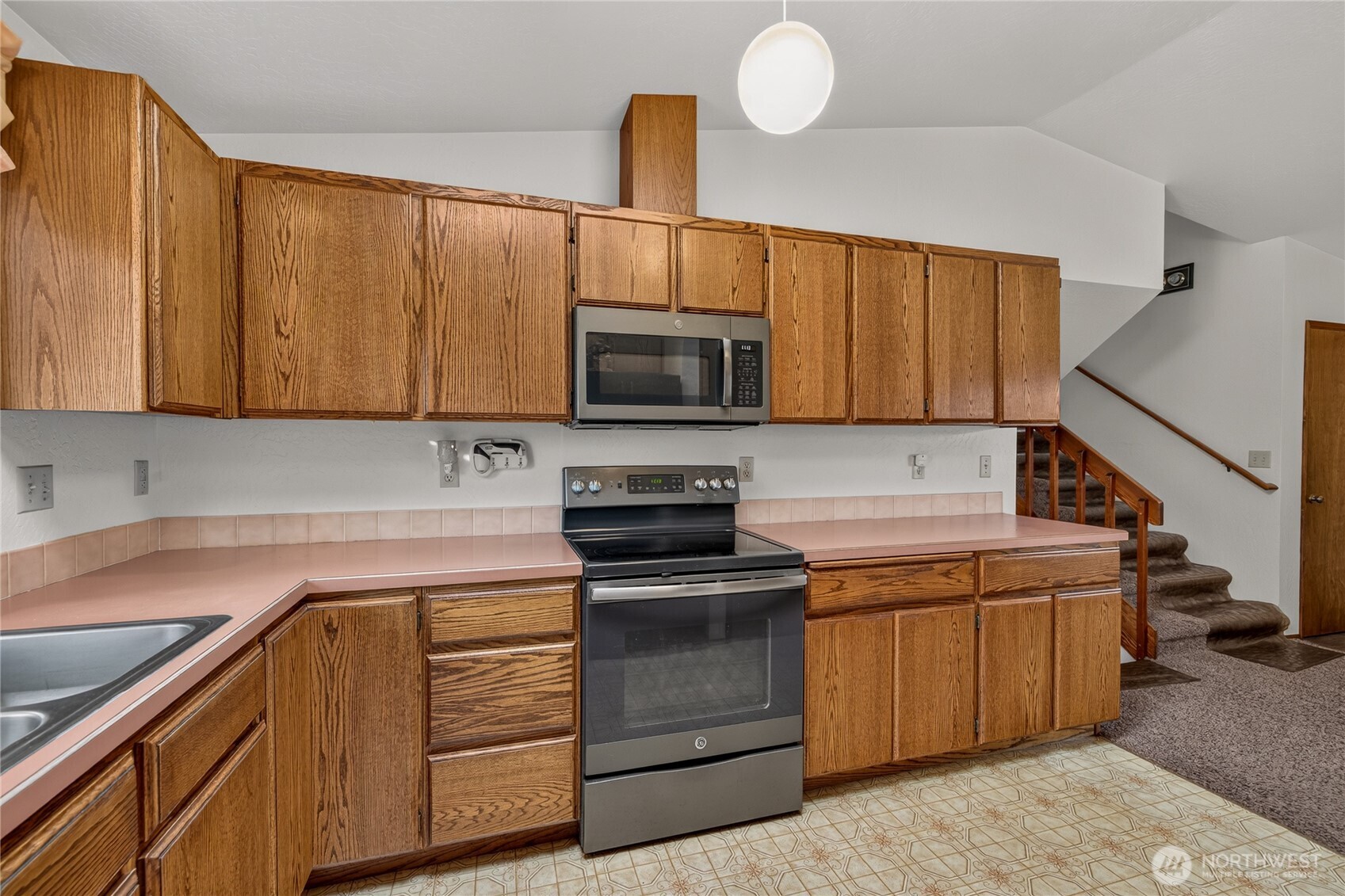 717 12th Street Property Photo 10
