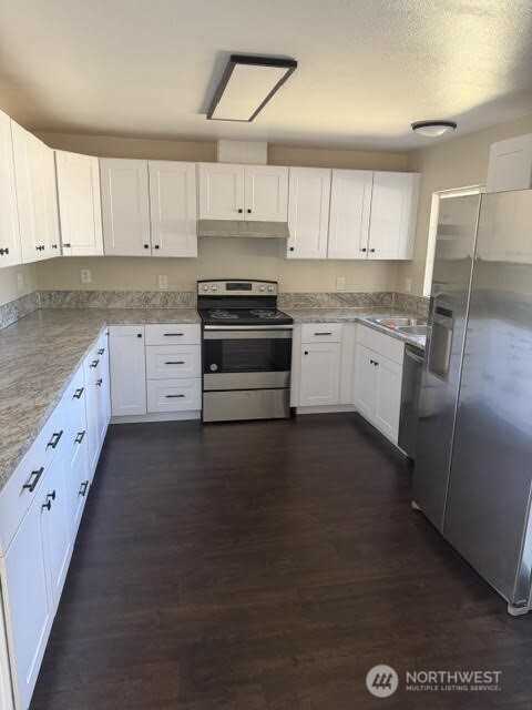 1306 Sherwood Court Property Photo 6