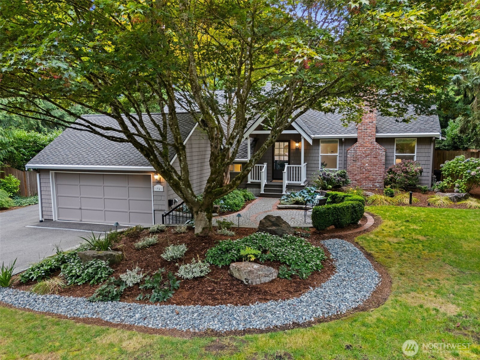 1941 224th Place Property Photo 2