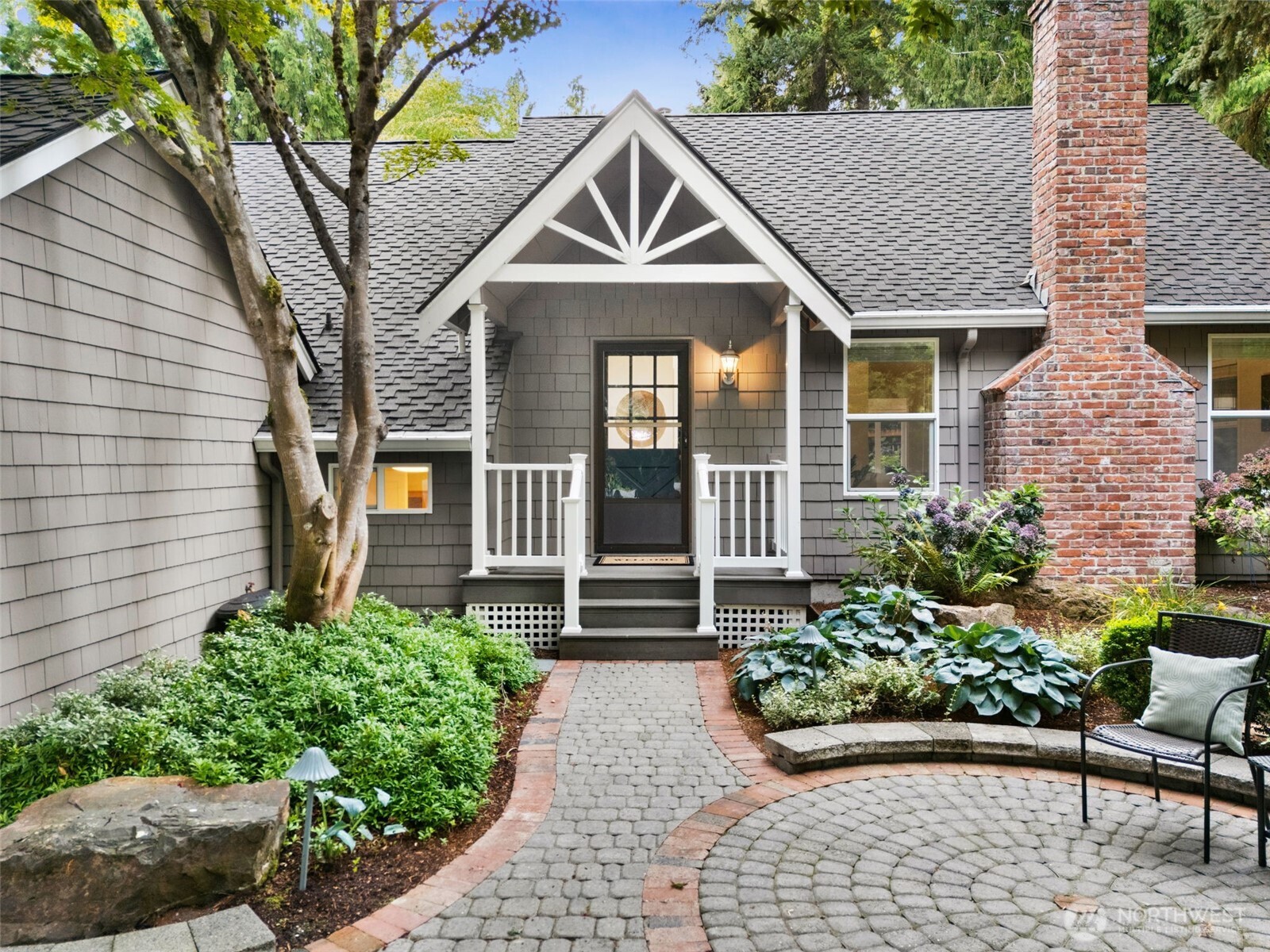 1941 224th Place Property Photo 3