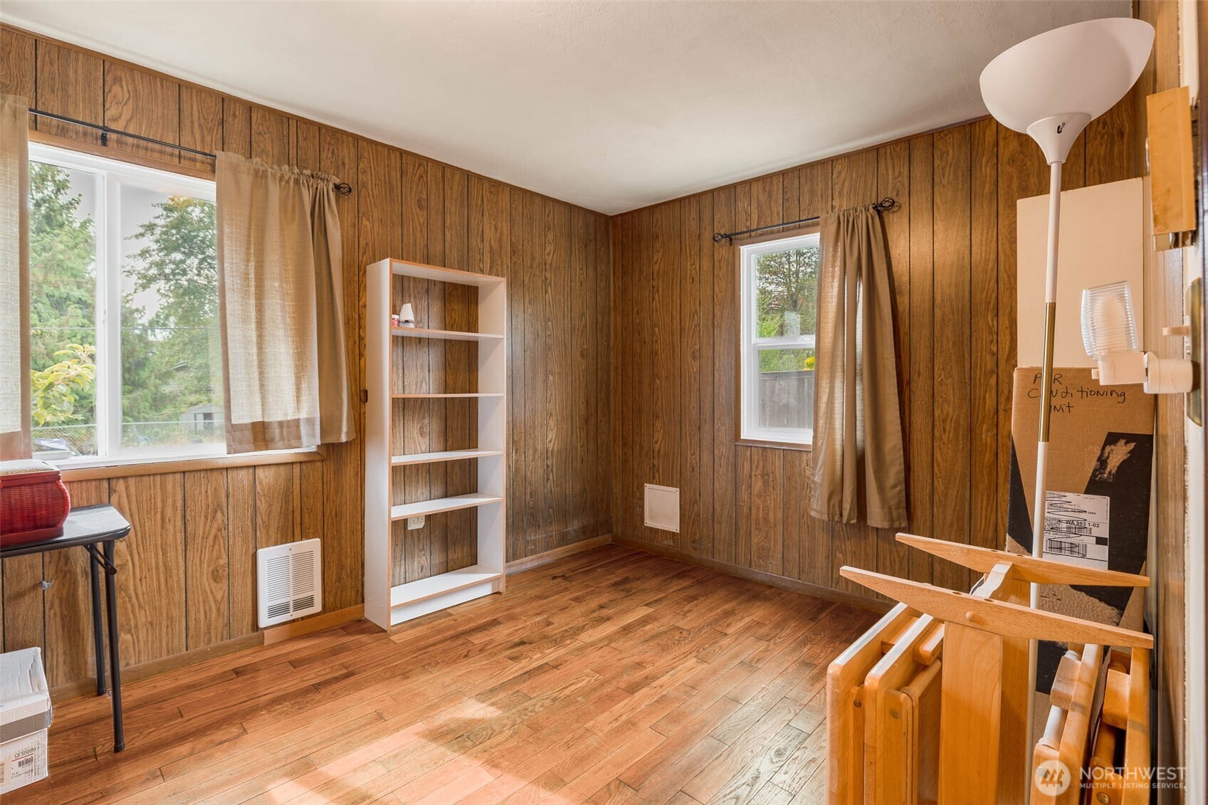 2703 Maple Street Property Photo 14