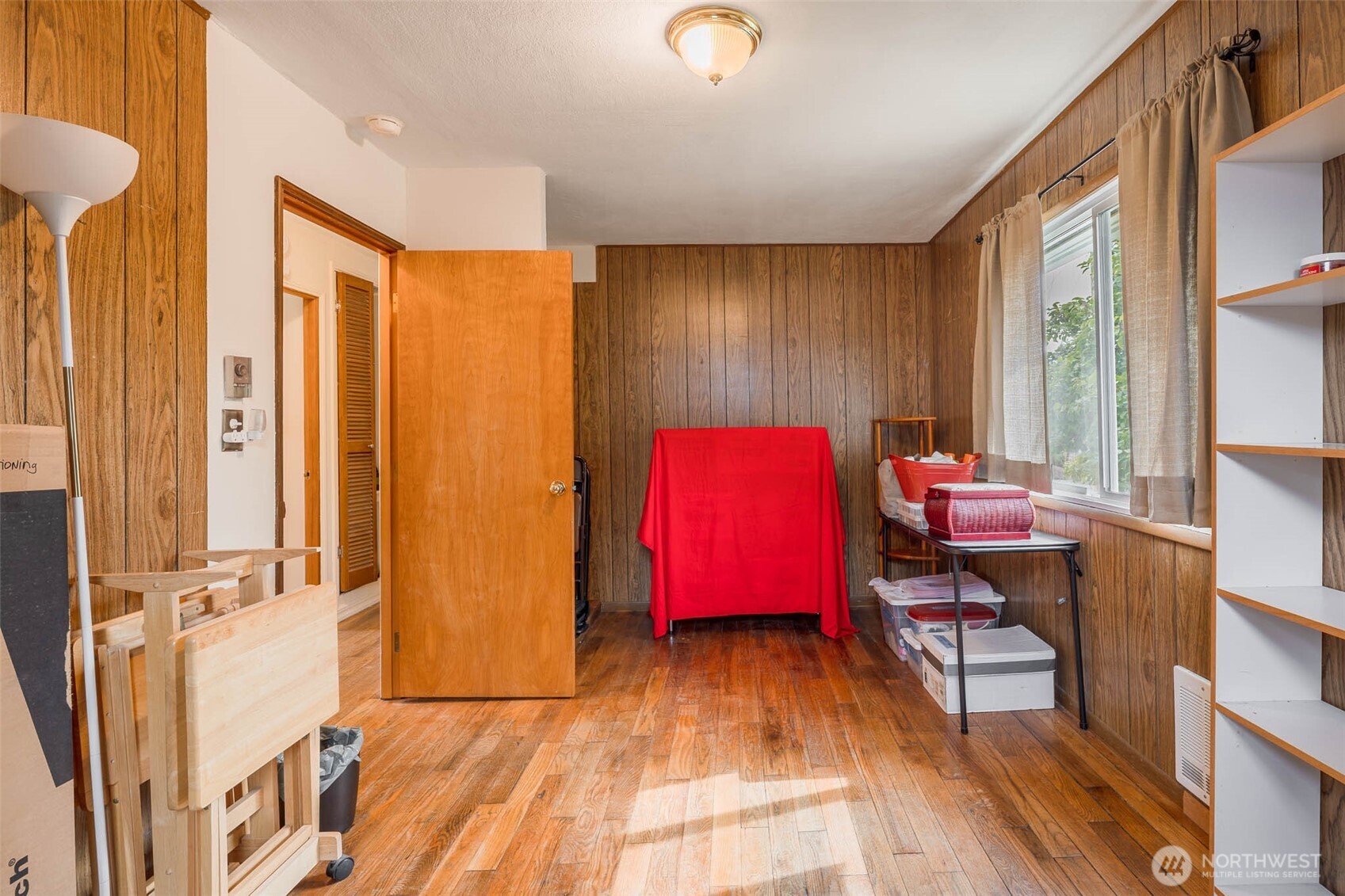 2703 Maple Street Property Photo 15