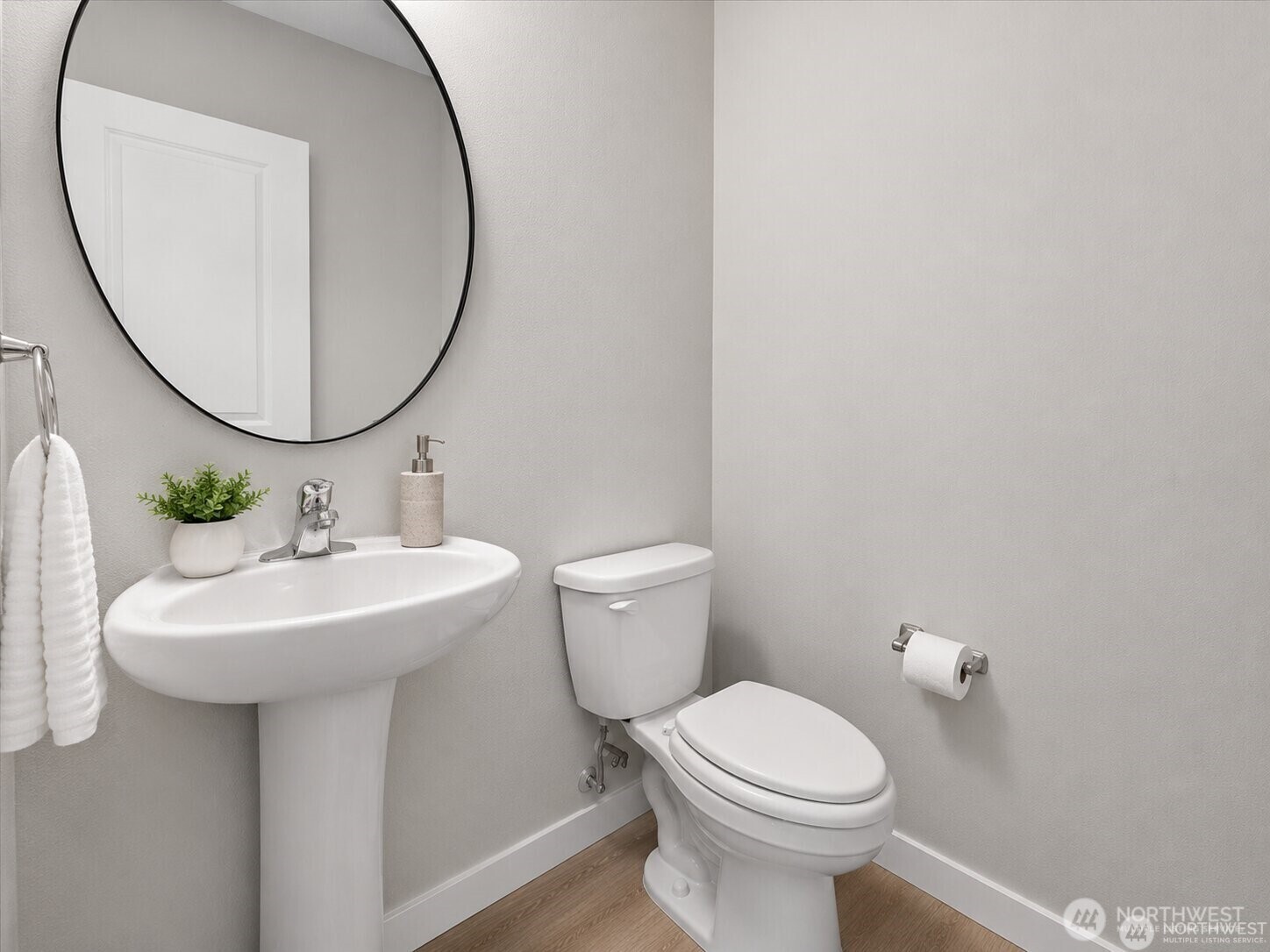 1621 Seattle Hill Road E1 Property Photo 11
