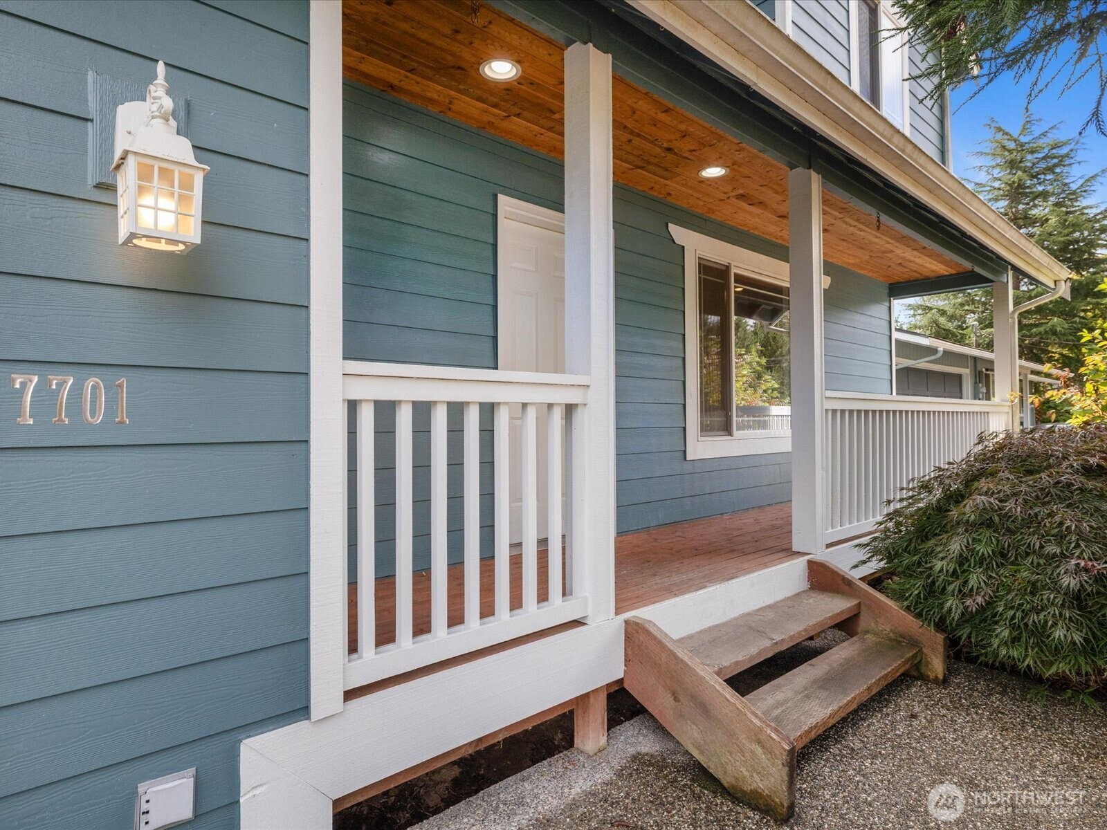 17701 53rd Drive Property Photo 4