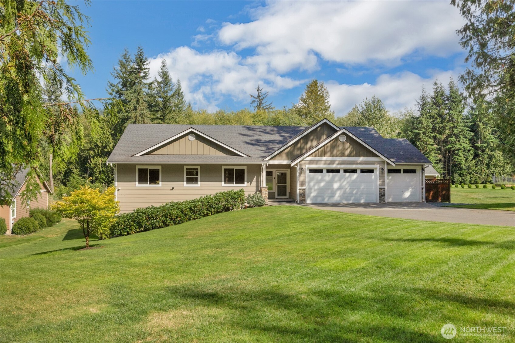 15705 99th Drive Property Photo 1