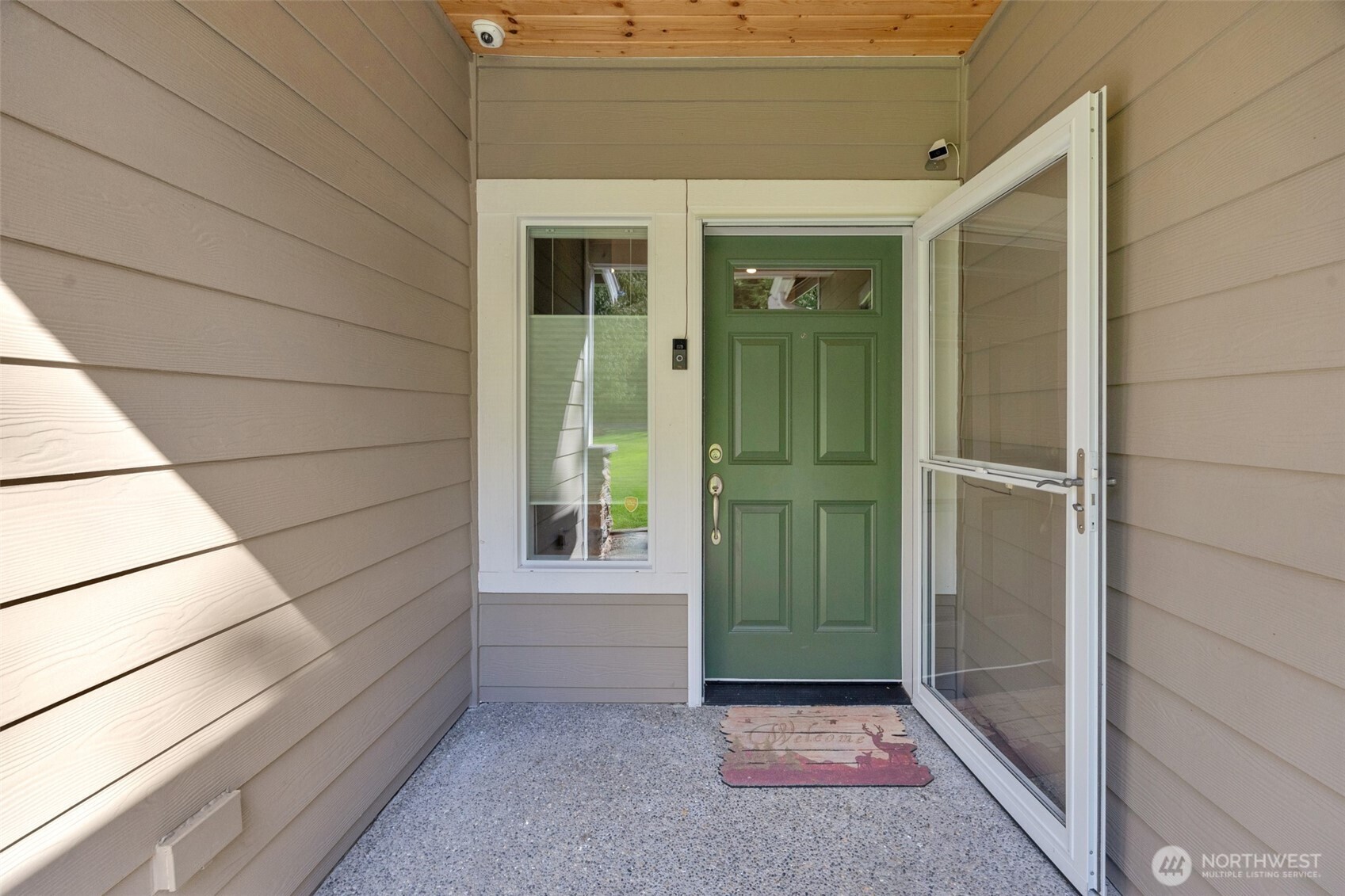 15705 99th Drive Property Photo 2