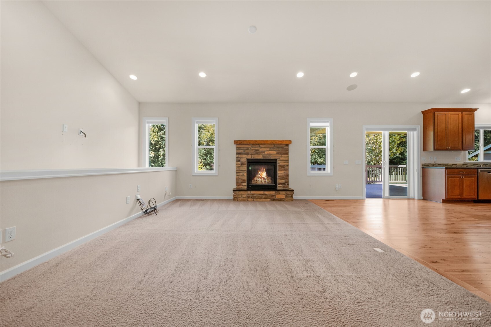 15705 99th Drive Property Photo 5