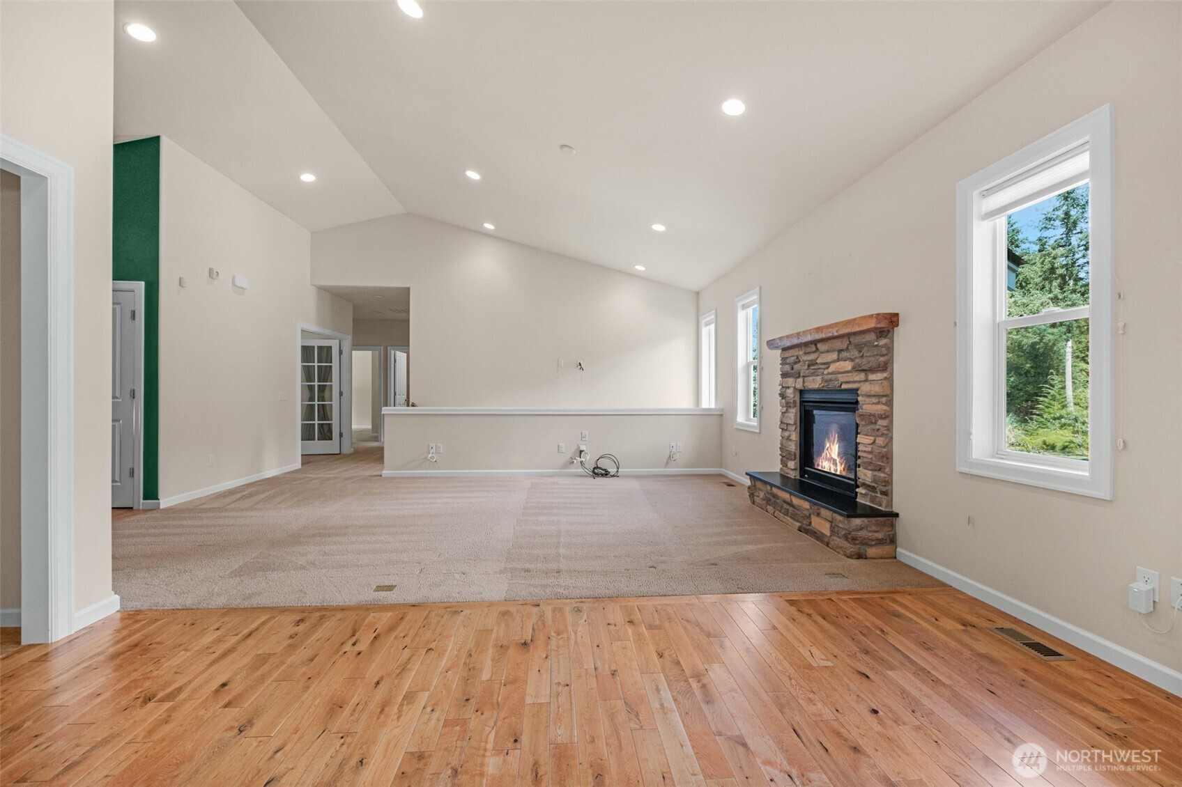 15705 99th Drive Property Photo 6