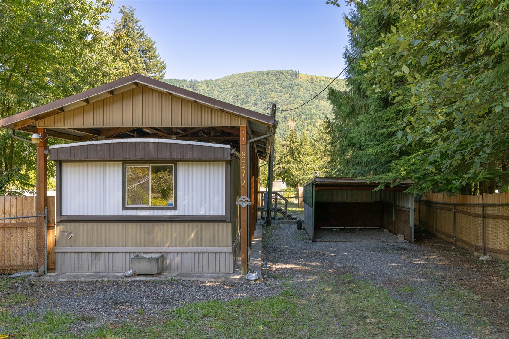 8372 Juniper Lane Property Photo 2