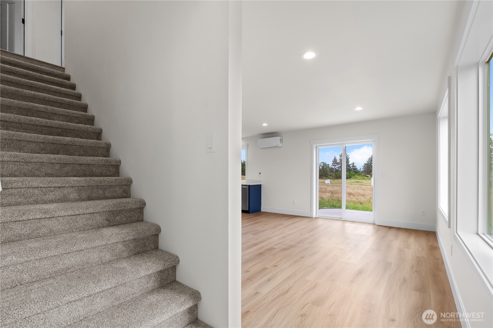 15 Anchor Way Loop Property Photo 3