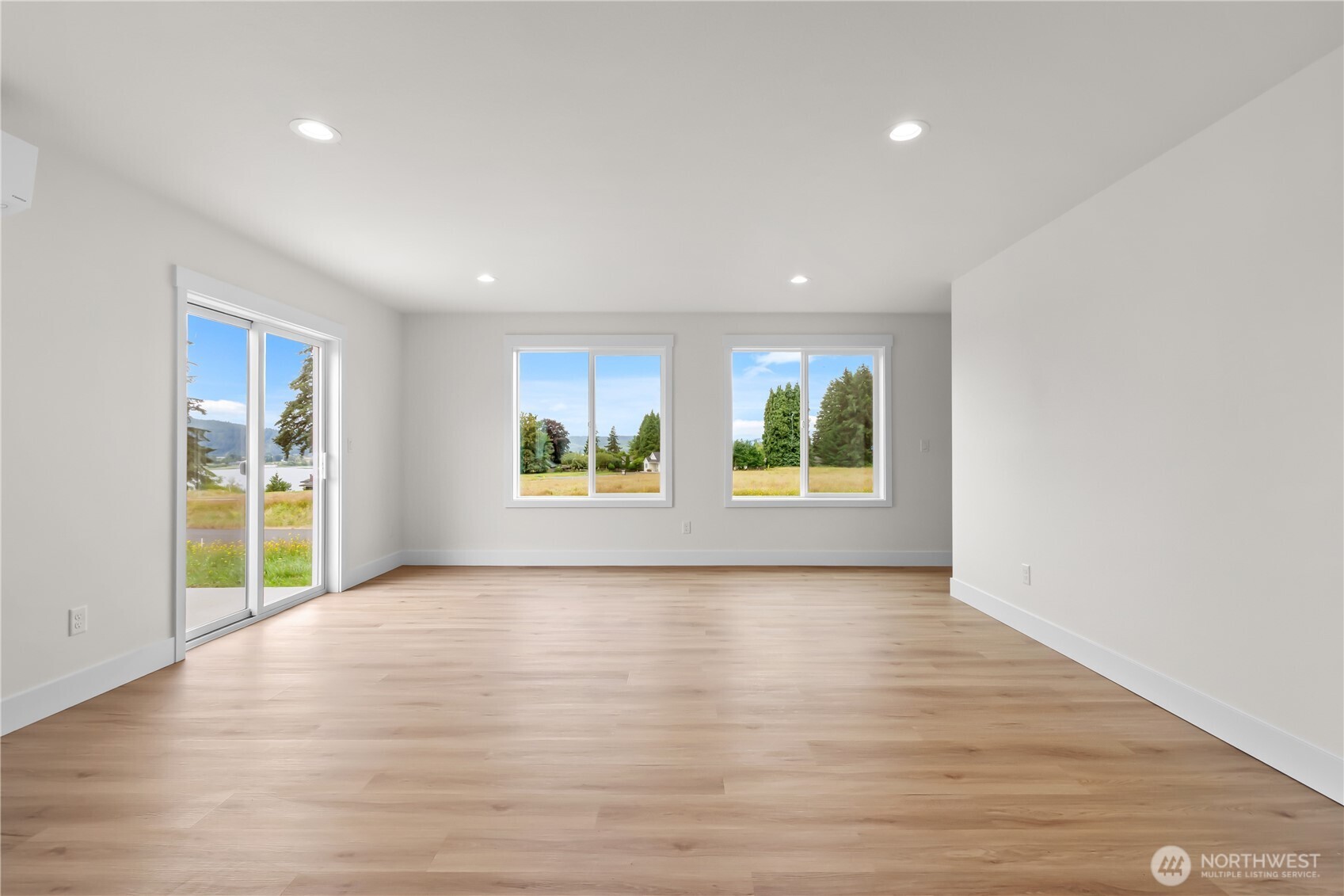 15 Anchor Way Loop Property Photo 9